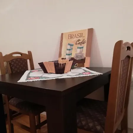 Av For 4 شقة سراييفو